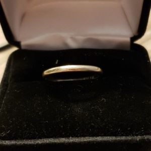 14K White Gold Wedding Ring